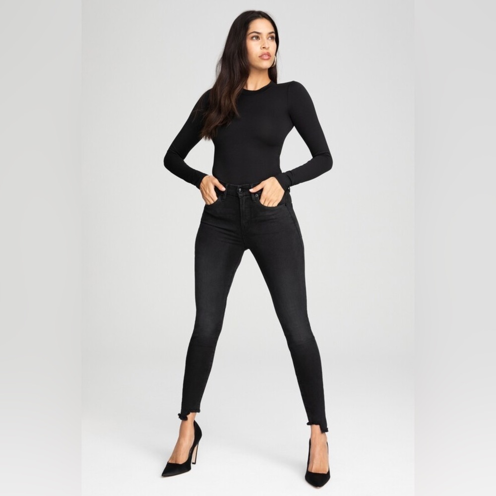 Good American Good Legs Step Hem Jeans